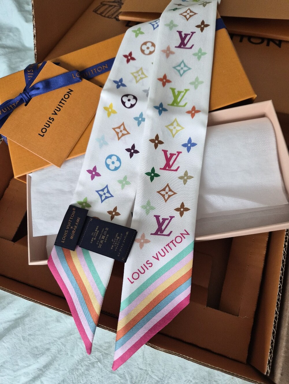 LOUIS VUITTON LV x TM Murakami White Multicolor Silk Bandeau BB NWT M94963 - Picture 3 of 8